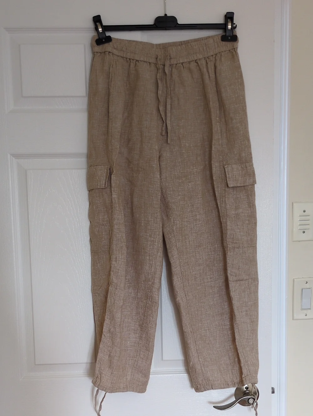 Everlane Women’s Beige Cargo Linen Pants with Drawstring